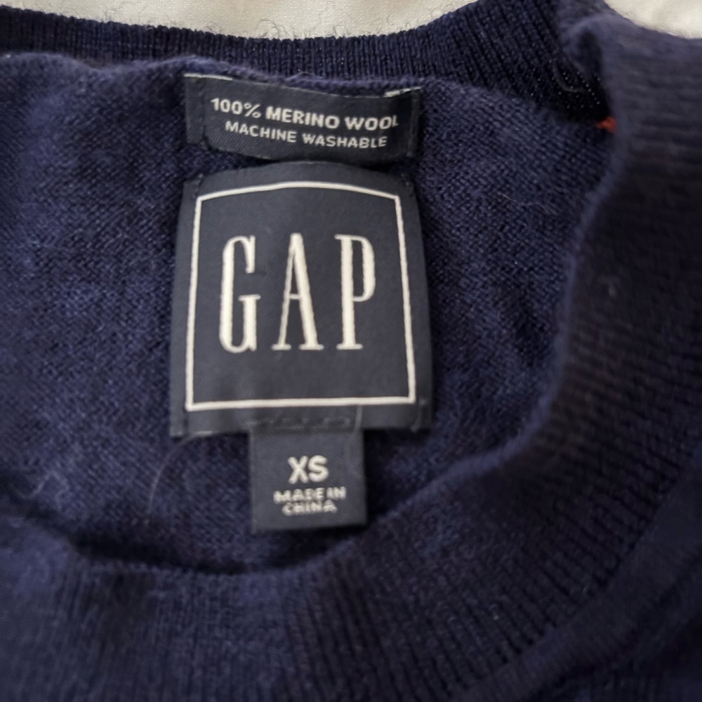 GAP Women's Navy Merino Wool Crewneck Sweater